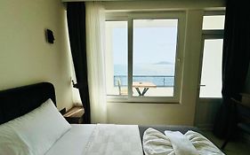 Sea Door Hotel
